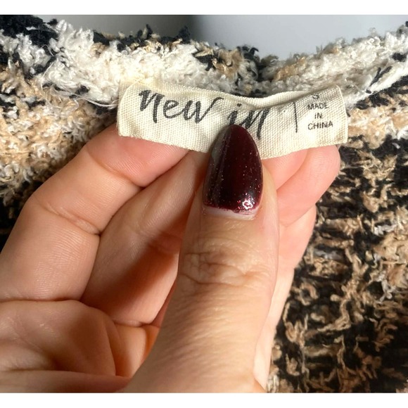 Fuzzy Soft leopard Print New In Pullover Sweater Black Off-White Size small hood - Picture 3 of 7